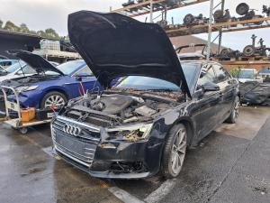 2016 Audi A4 B9 image 1
