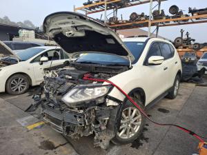 2017 Nissan X Trail T32 image 1