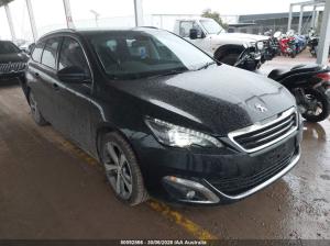 2017 Peugeot 308 image 1