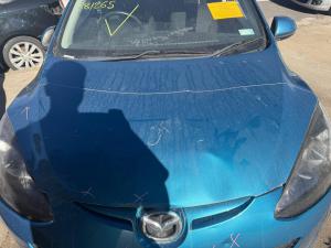 2014 Mazda 2 image 1