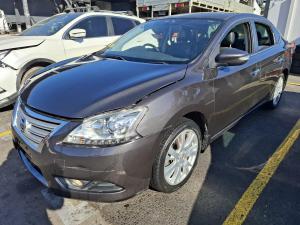 2013 Nissan Pulsar B17 image 1
