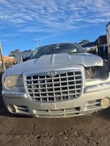 2008 Chrysler 300c image 1