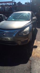 2015 Nissan Altima ST image 1