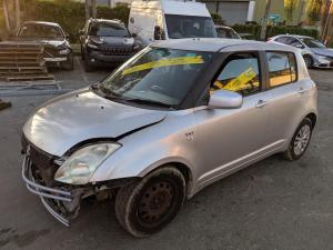 2005 Suzuki Swift EZ image 1