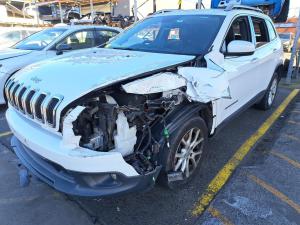 2017 Jeep Cherokee KL image 1