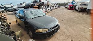 2001 Mitsubishi Mirage image 1