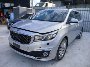 2016 Kia Carnival YP image 1