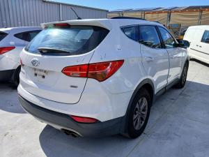 2013 Hyundai Santa Fe DM image 1
