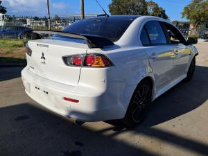 2017 Mitsubishi Lancer CF image 1