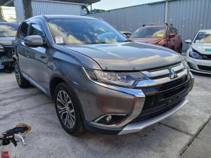2016 Mitsubishi Outlander ZJ-ZL image 1