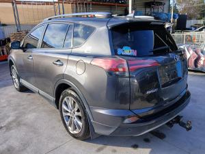 2016 Toyota Rav4 XA40 image 1