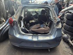 2022 Mazda 2 image 1