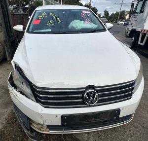 2014 Volkswagen Passat image 1