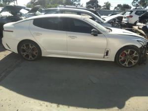 2018 Kia Stinger CK image 1