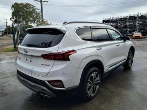2019 Hyundai Santa Fe TM image 1