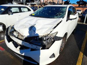 2012 Toyota Corolla ZRE182R image 1