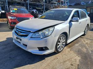 2011 Subaru Liberty 5TH GEN image 1