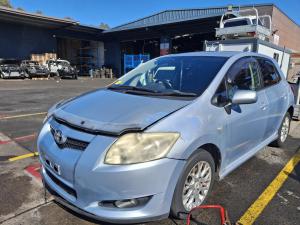 2010 Toyota Corolla ZRE152R image 1