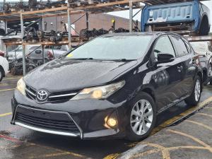 2012 Toyota Corolla ZRE182R image 1