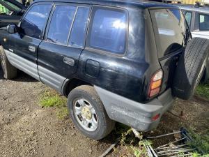 1998 Toyota Rav 4 image 1