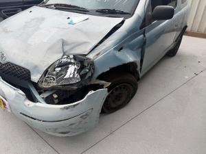 1999 Toyota Echo image 1