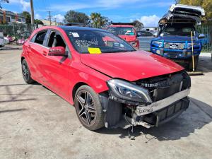 2015 Mercedes Benz A Class W176 image 1