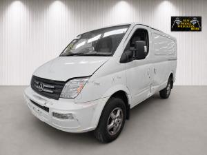 2017 Ldv V80 2.5DT MAN 6SPD FWD SWB LOW ROOF image 1