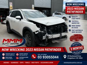 2023 Nissan Pathfinder image 1