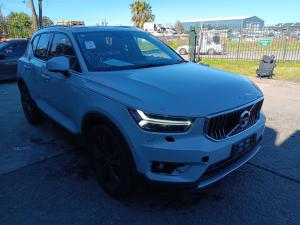 2021 Volvo Xc40 image 1