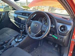 2017 Toyota Corolla ZRE182R image 1