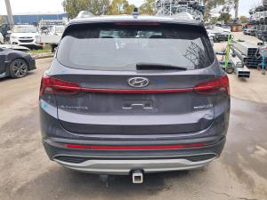2021 Hyundai Santa Fe TM image 1