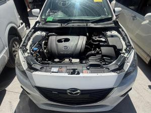 2015 Mazda 3 image 1