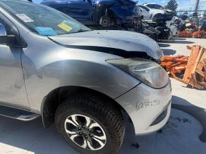 2015 Mazda Bt50 image 1