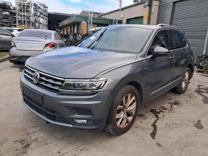 2019 Volkswagen Tiguan 5NA image 1