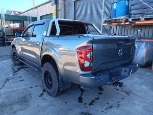 2021 Nissan Navara NP300 image 1