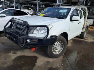 2015 Isuzu D Max RC image 1