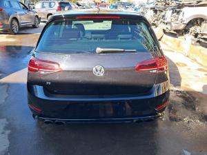 2018 Volkswagen Golf GEN 7 image 1