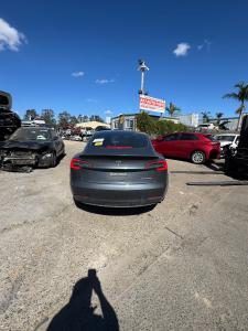2022 Tesla 3 E5LDB LONG RANGE DUAL MOTOR image 1
