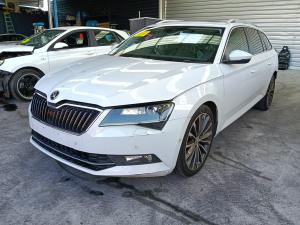 2016 Skoda Superb NP image 1