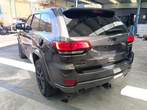 2017 Jeep Grand Cherokee WK image 1