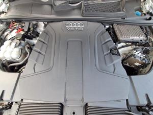 2017 Audi Q7 4M image 1