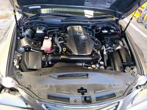 2016 Lexus Is200 XE30 image 1