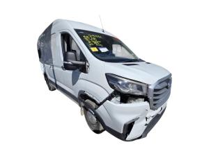 2021 Ldv Deliver 9 VAN image 1