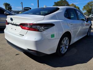 2021 Toyota Camry XV70 image 1