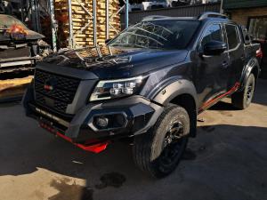 2021 Nissan Navara NP300 image 1
