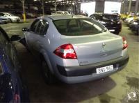 2005 Renault Megane 2.0L F4R image 1