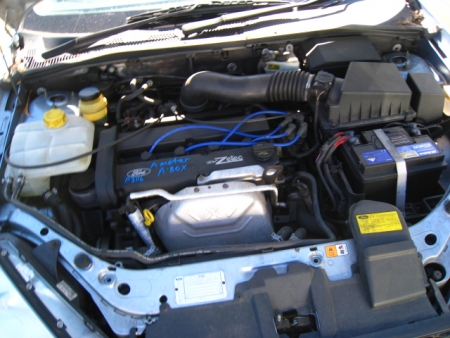 ford Focus LX Sep 2004 Parts & Wrecking