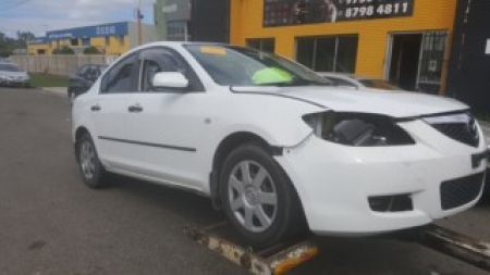 mazda 3 NEO 2006 Parts & Wrecking