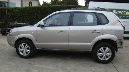 hyundai Tucson Mar 2009 Parts & Wrecking