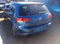 2014 Volkswagen Golf 7 image 1